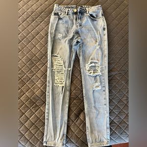 Ripped high waist mom Jeans